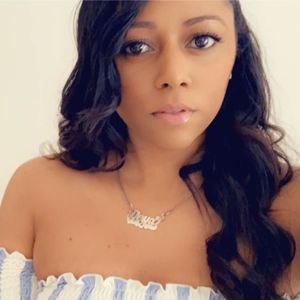 Meet your Posher, Deya